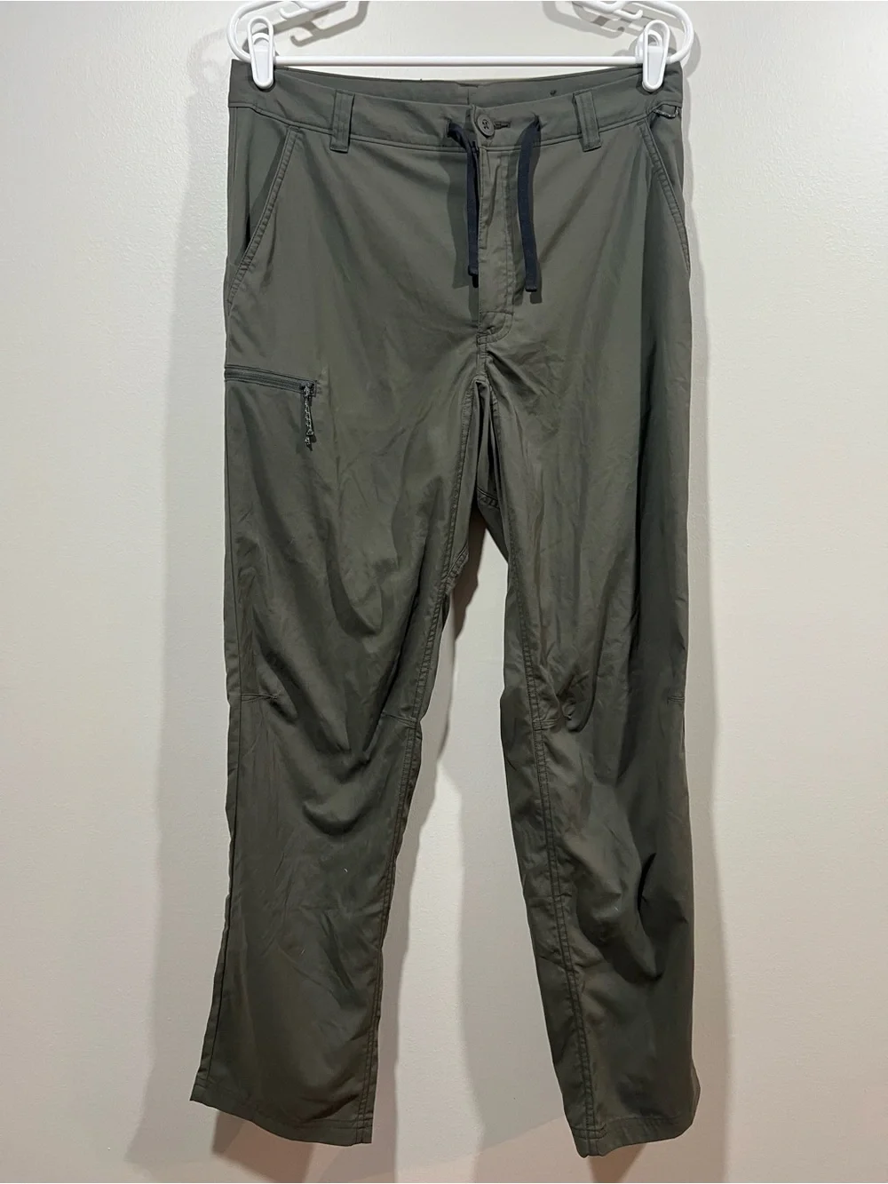 REI Olive Green Hiking Outdoor Pants with Zip Pocket Size 32 x 30